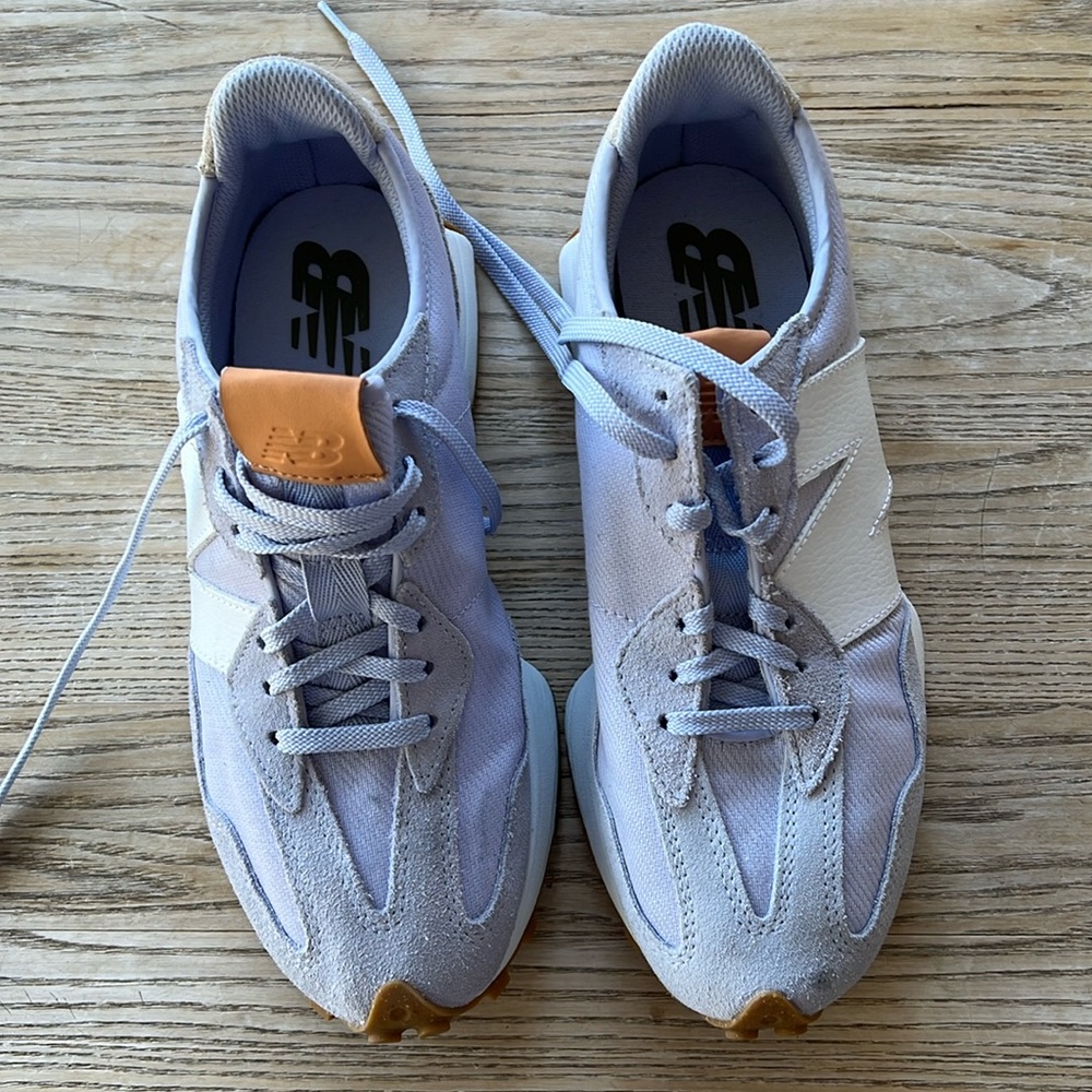 New balance 327 lilac size 8.5